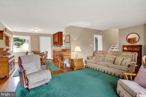 60 Octagon Ave, Reading, PA 19608 photo 6
