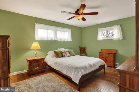 60 Octagon Ave, Reading, PA 19608 photo 14