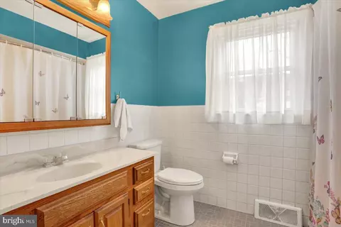 60 Octagon Ave, Reading, PA 19608 photo 20