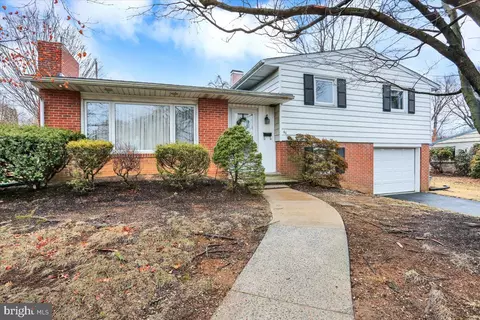 60 Octagon Ave, Reading, PA 19608