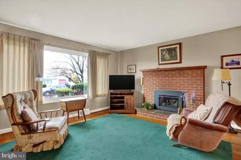 60 Octagon Ave, Reading, PA 19608 photo 5