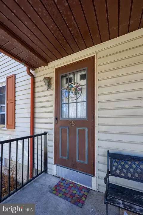 38 Montello Rd, Reading, PA 19608 photo 2
