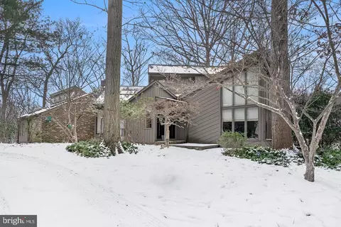 209 Deer Hill Rd, Reading, PA 19607