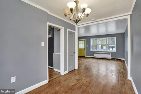 Entry Way - 1147 Gregg Ave, Reading, PA 19607 photo 2 of 5