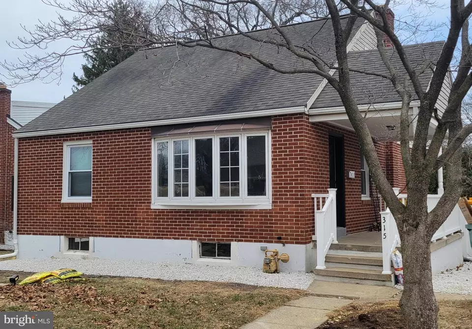 Exterior - 315 Amherst Ave, Reading, PA 19609 photo 4 of 4