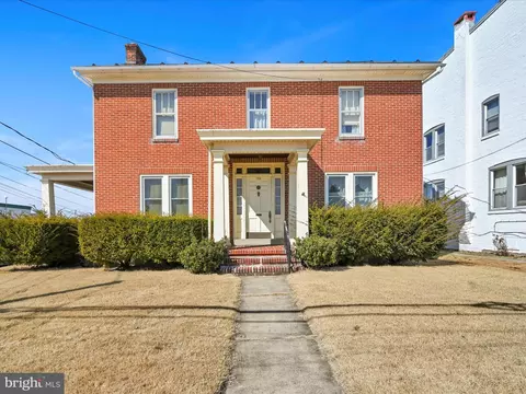 703 State St, Hamburg, PA 19526