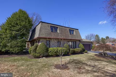 24 Cheltenham Dr, Reading, PA 19610