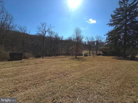 Exterior - 718 Church Rd, Reading, PA 19607 photo 5 of 8