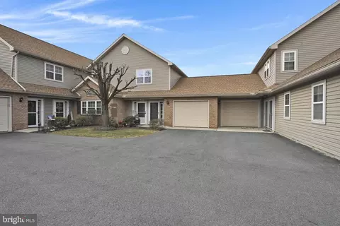 9 Cardinal Way, Fleetwood, PA 19522