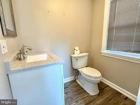 711 Wayne Ave, Reading, PA 19611 photo 12