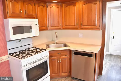 711 Wayne Ave, Reading, PA 19611 photo 10