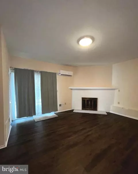 1022 Fox Run, Reading, PA 19606 photo 4
