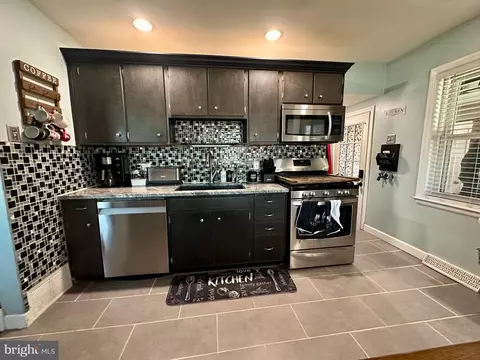 800 Milford Ave, Reading, PA 19607 photo 8