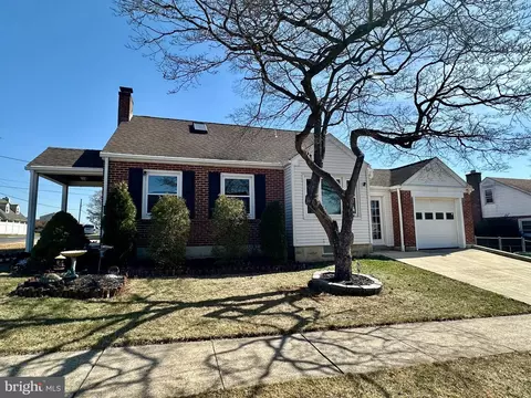 800 Milford Ave, Reading, PA 19607