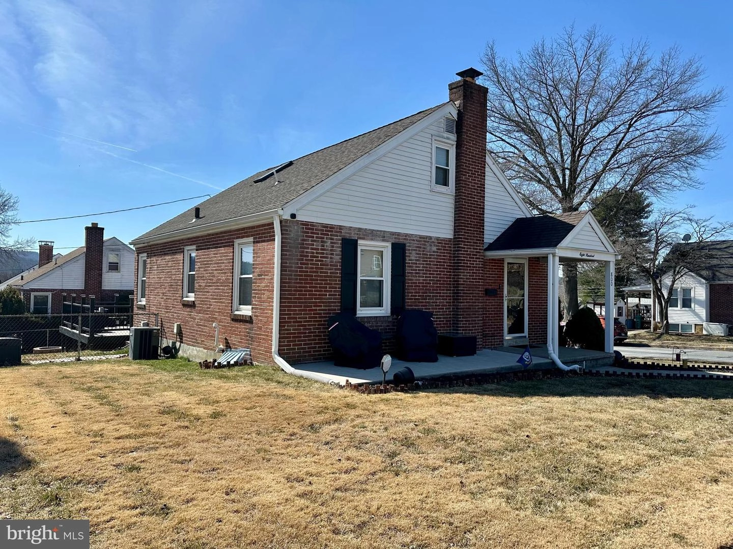 800 Milford Ave, Reading, PA 19607 photo 3