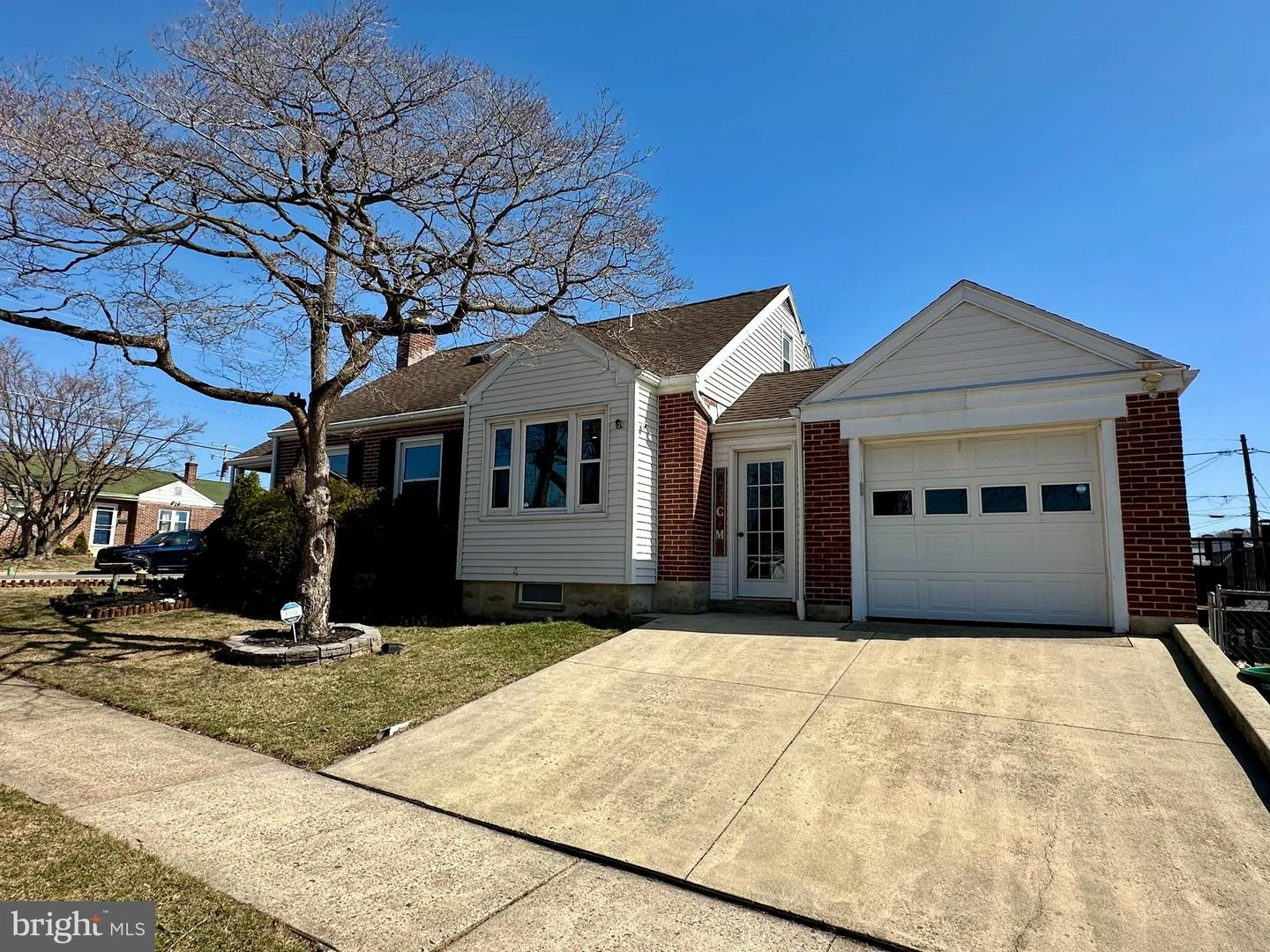 800 Milford Ave, Reading, PA 19607 photo 4