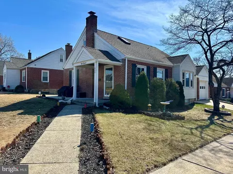 800 Milford Ave, Reading, PA 19607 photo 2
