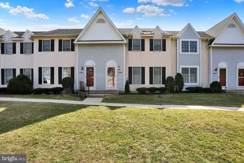2806 Kingston Dr, Reading, PA 19608