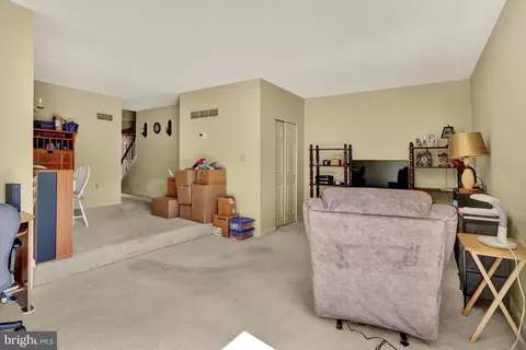 2806 Kingston Dr, Reading, PA 19608 photo 12