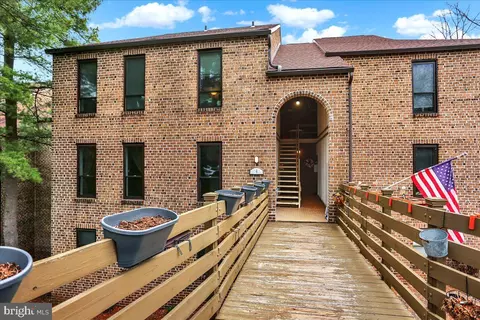 4 B Fairway Rd # B, Reading, PA 19607