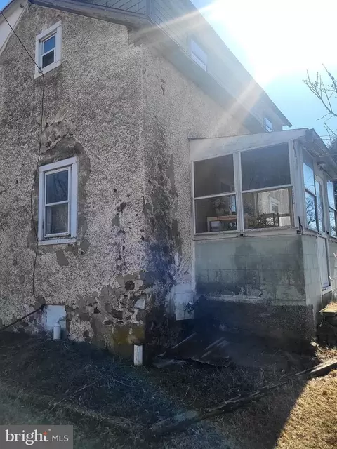 286 Forgedale Rd, Fleetwood, PA 19522