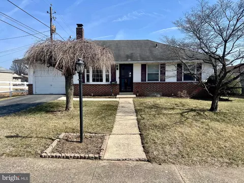 109 Brown St, Reading, PA 19606