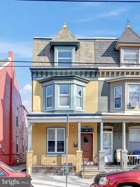 433 Chestnut St, West Reading, PA 19611