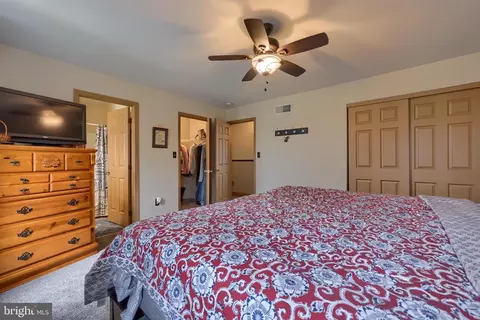 100 Roxberry Dr, Reading, PA 19608 photo 36