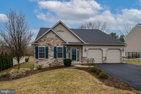 654 Ebersole Rd, Reading, PA 19605