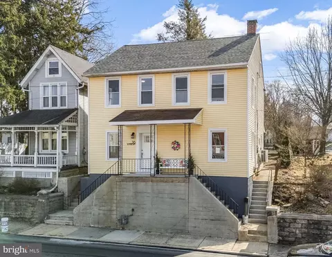 36 W Penn Ave, Wernersville, PA 19565