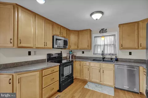 164 Butternut Ct, Reading, PA 19608 photo 5