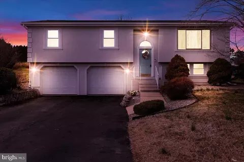 164 Butternut Ct, Reading, PA 19608 photo 3