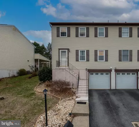 108 Morgan Dr, Reading, PA 19608
