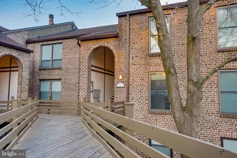 11 F Fairway Rd, Reading, PA 19607 photo 2