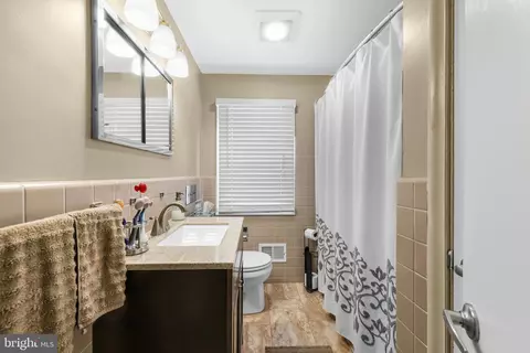 203 Eric Ave, Reading, PA 19607 photo 14