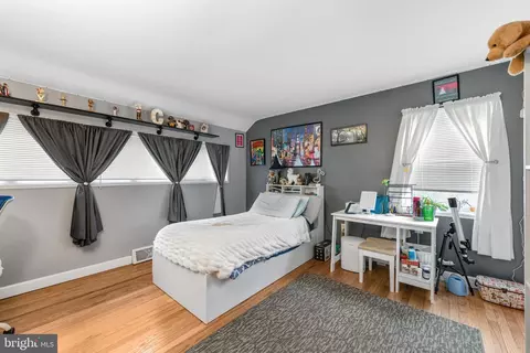 203 Eric Ave, Reading, PA 19607 photo 12