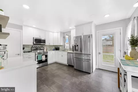 203 Eric Ave, Reading, PA 19607 photo 6