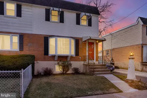 1618 County St, Reading, PA 19605 photo 2