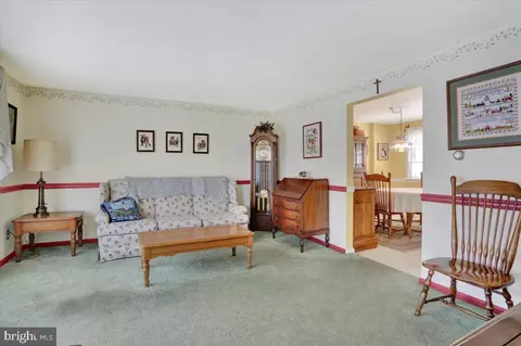 1618 County St, Reading, PA 19605 photo 4