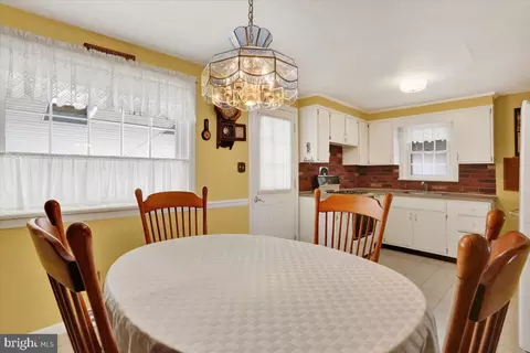 1618 County St, Reading, PA 19605 photo 8