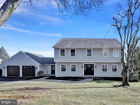 35 Estates Dr, Reading, PA 19606 photo 32
