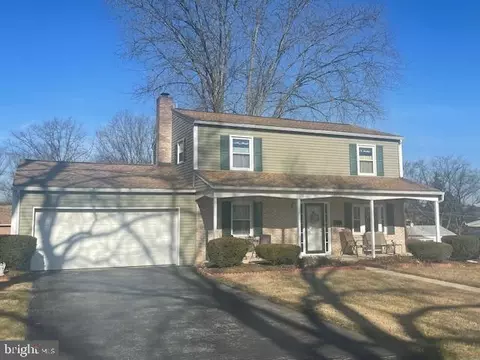 9 Cherrywood Rd, Reading, PA 19610
