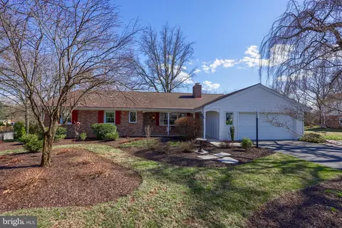 1 Allison Rd, Reading, PA 19601