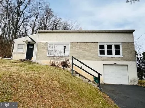 1063 N Reading Ave, Boyertown, PA 19512