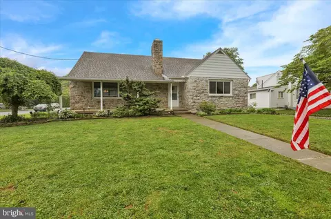 160 W 48th St, Reading, PA 19606