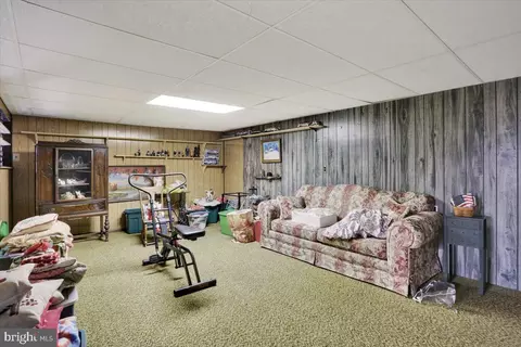 326 Ernst Rd, Reading, PA 19601 photo 18