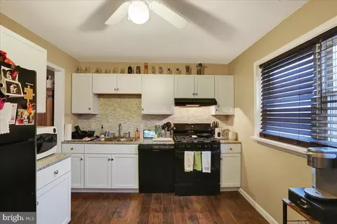 1228 Fox Run, Reading, PA 19606 photo 3