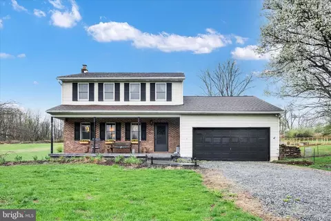512 Cedar Hill Rd, Birdsboro, PA 19508