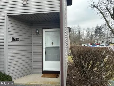 53 6 Holly Dr, Reading, PA 19606
