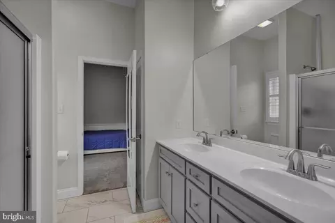 Entry Way - 7 Foxgrove Dr Rd, Sinking Spring, PA 19608 photo 7 of 9